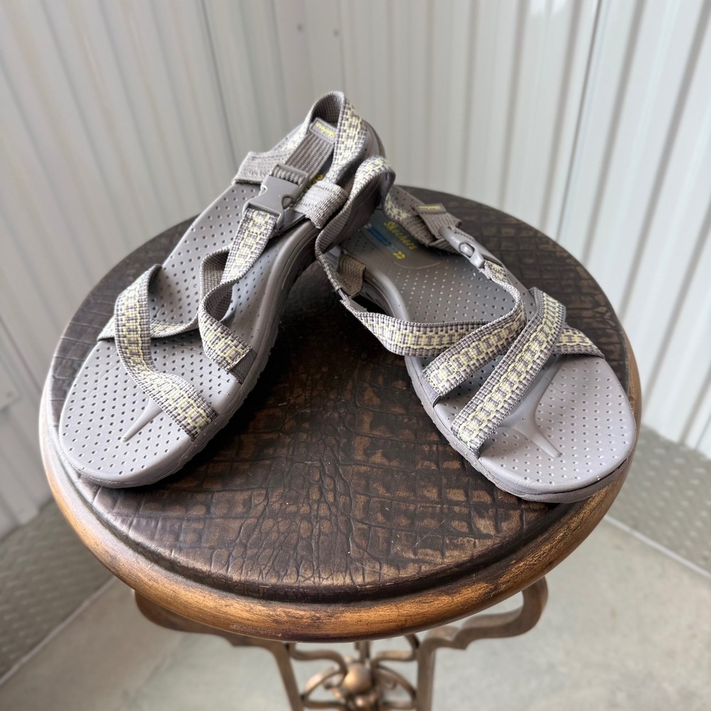 Skechers Outdoor Lifestyle Sandals Women 8 Gray Excellent Strappy Hiking Buckle